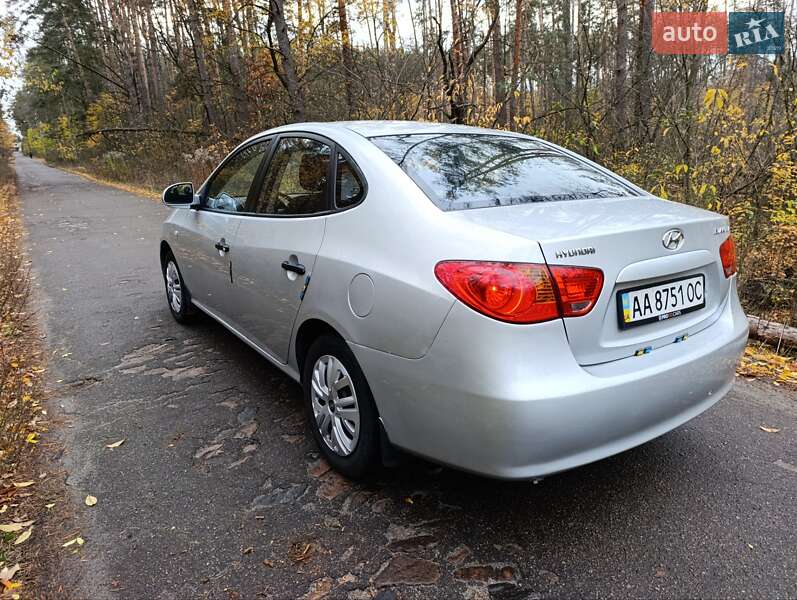 Hyundai Elantra 2008