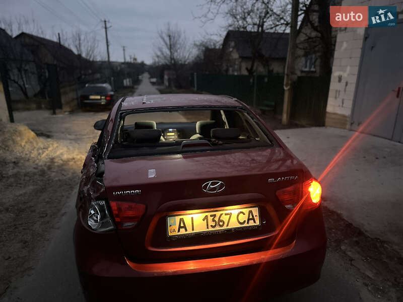 Седан Hyundai Elantra 2008 в Демидове