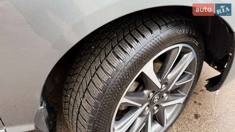 Седан Hyundai Elantra 2010 в Славянске