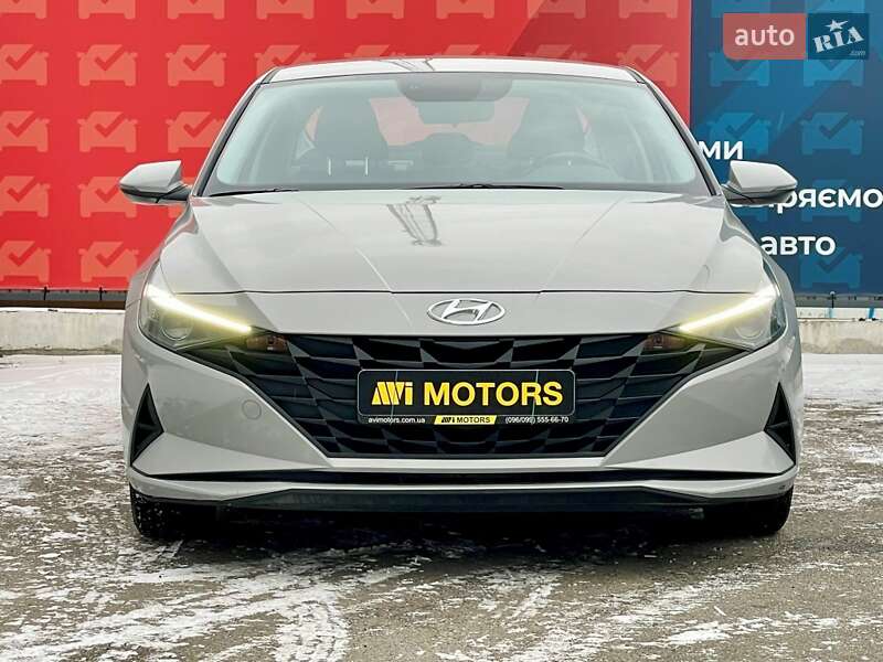 Седан Hyundai Elantra 2021 в Києві