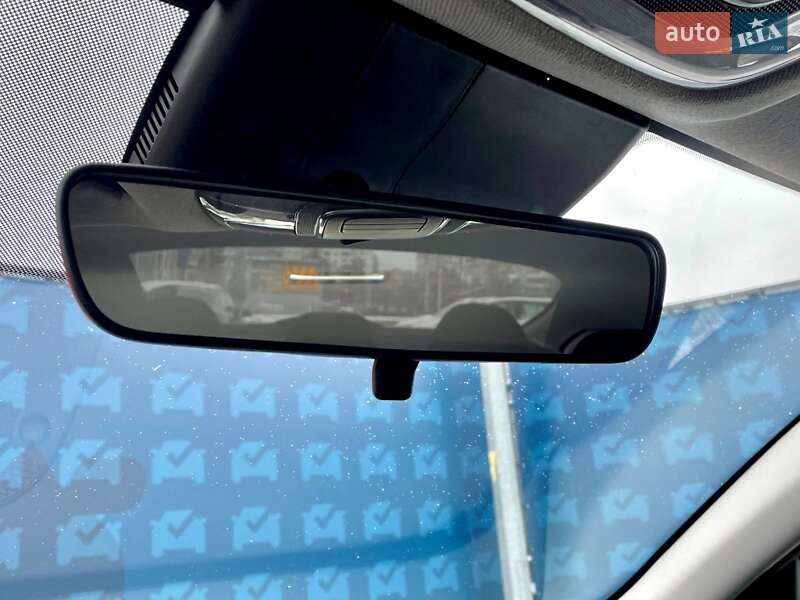 Седан Hyundai Elantra 2021 в Києві