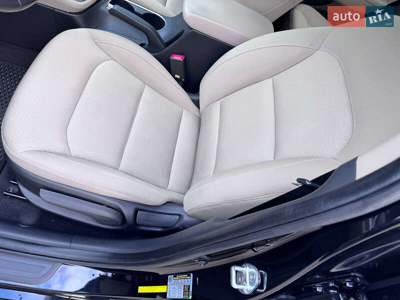 Седан Hyundai Elantra 2018 в Дніпрі