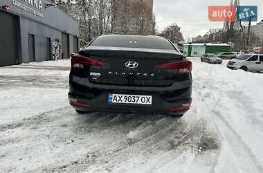 Седан Hyundai Elantra 2020 в Харькове