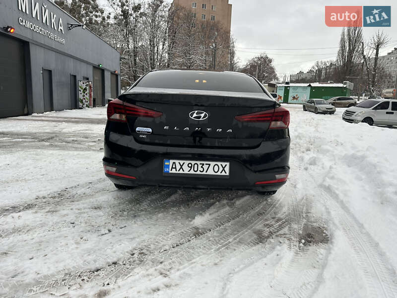 Седан Hyundai Elantra 2020 в Харькове