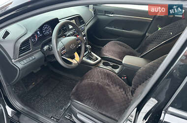 Седан Hyundai Elantra 2020 в Харькове