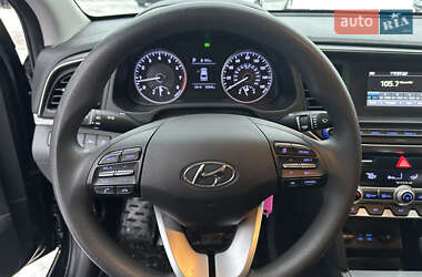 Седан Hyundai Elantra 2020 в Харькове