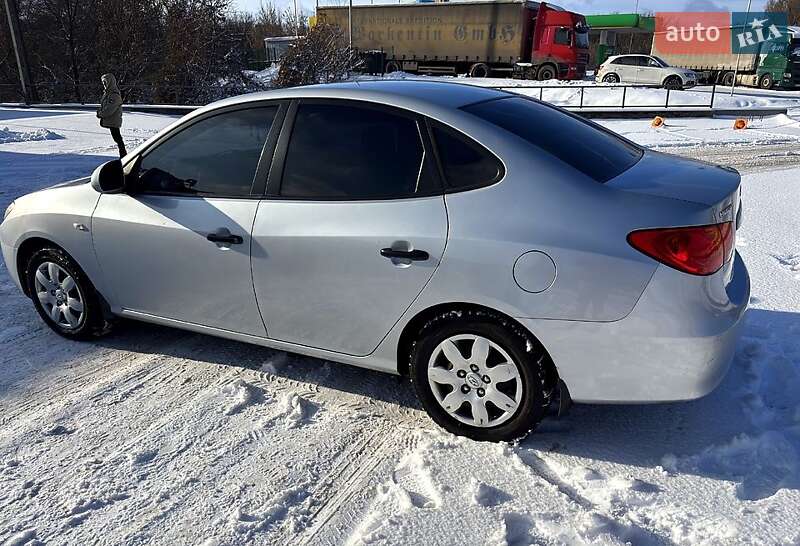 Седан Hyundai Elantra 2007 в Каменском фото 2 Седан Hyundai Elantra 2007 в Каменском