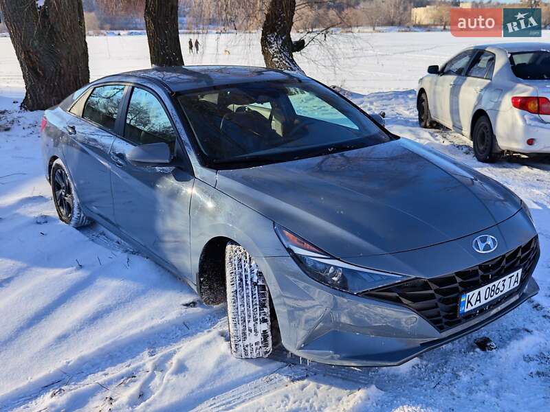 Седан Hyundai Elantra 2022 в Киеве
