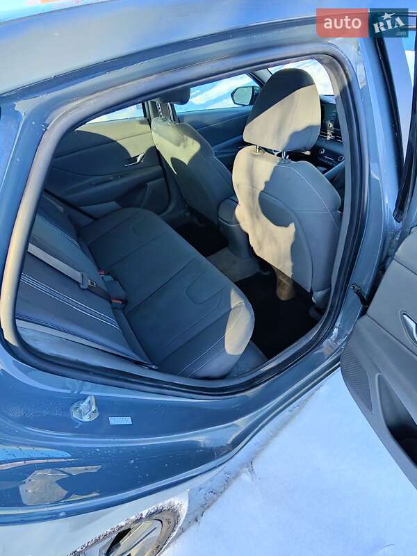 Седан Hyundai Elantra 2022 в Киеве