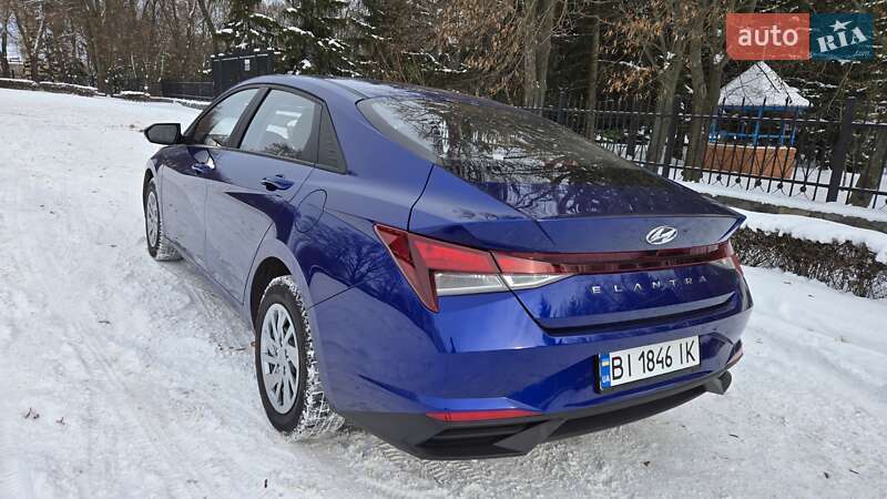 Седан Hyundai Elantra 2021 в Миргороде