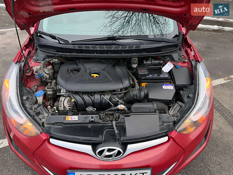 Седан Hyundai Elantra 2014 в Вінниці