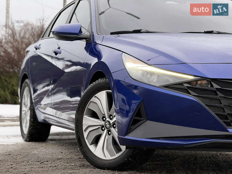 Седан Hyundai Elantra 2021 в Киеве