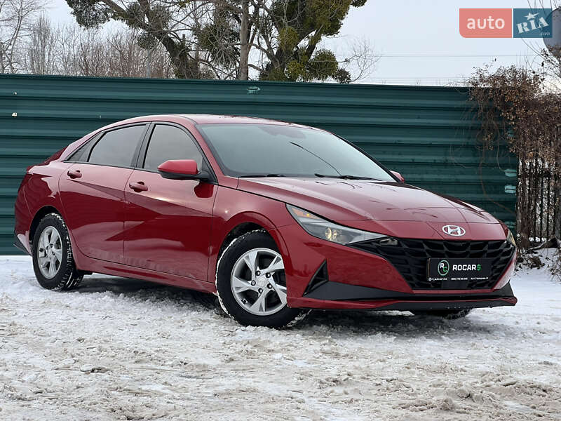 Hyundai Elantra 2021