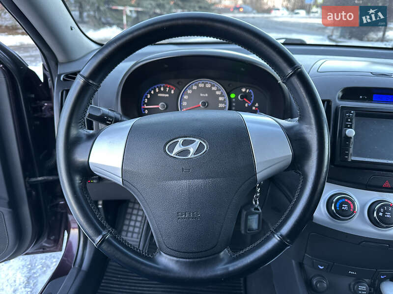 Седан Hyundai Elantra 2007 в Тернополе