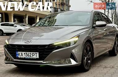 Седан Hyundai Elantra 2023 в Києві