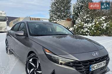 Седан Hyundai Elantra 2023 в Львове