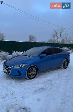 Седан Hyundai Elantra 2016 в Києві