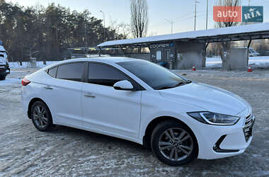 Седан Hyundai Elantra 2018 в Києві
