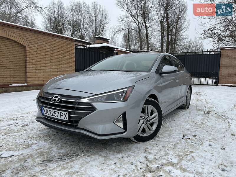 Hyundai Elantra 2019