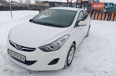 Седан Hyundai Elantra 2013 в Виннице