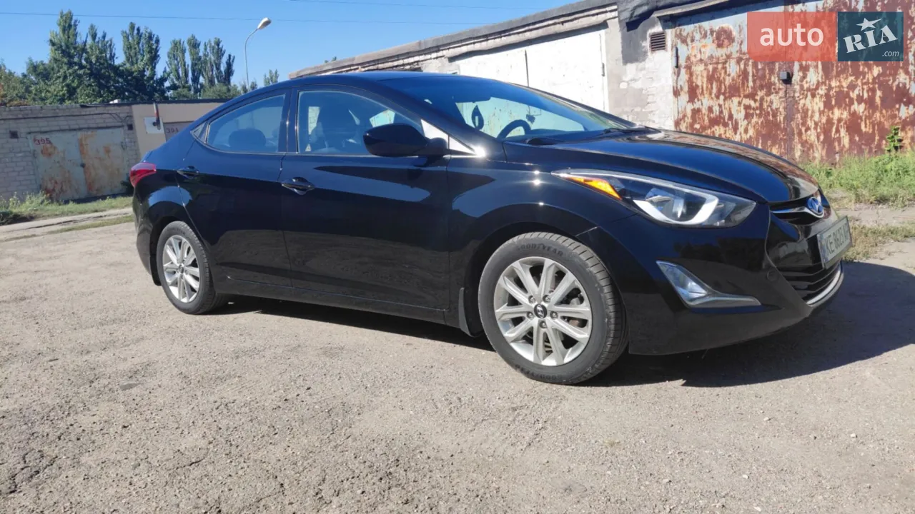 2015 Hyundai Elantra - мініатюра 13