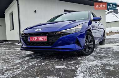 Седан Hyundai Elantra 2023 в Луцьку