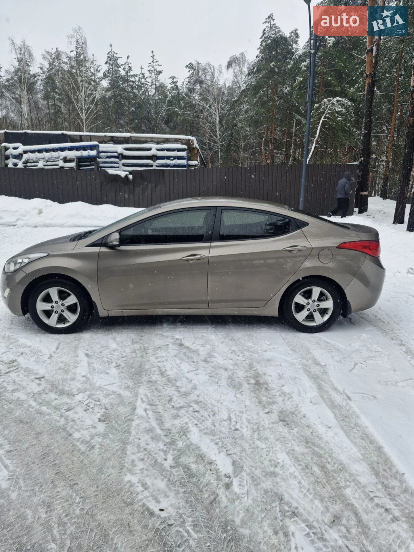 2012 Hyundai Elantra - мініатюра 5