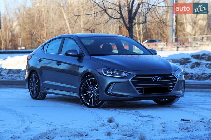 Hyundai Elantra 2016