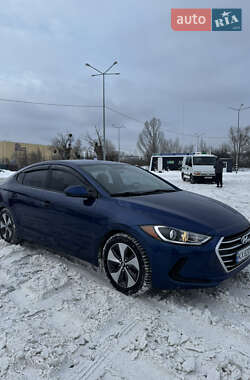 Седан Hyundai Elantra 2017 в Києві