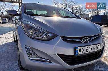 Седан Hyundai Elantra 2015 в Харькове