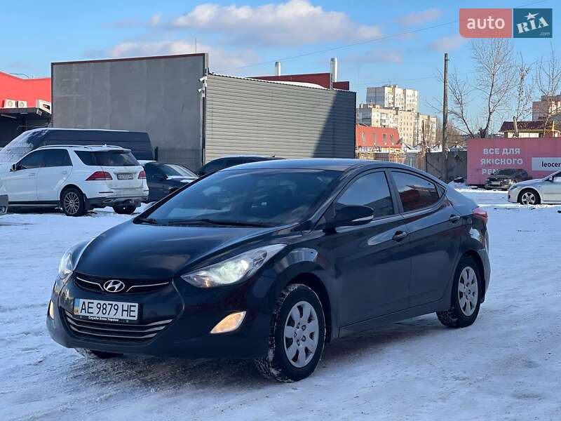 Hyundai Elantra 2013 Hyundai Elantra 2013