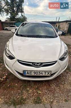 Седан Hyundai Elantra 2011 в Кривому Розі
