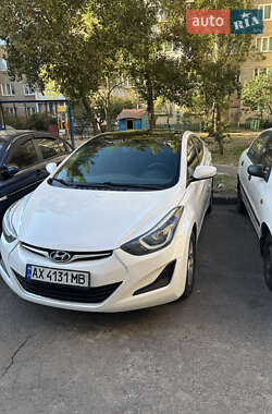 Седан Hyundai Elantra 2014 в Киеве