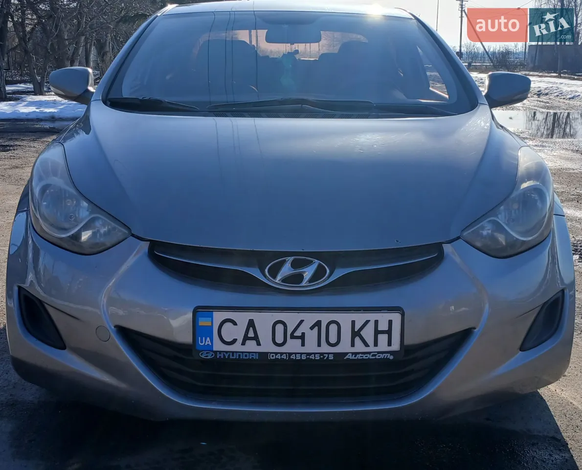 2013 Hyundai Elantra - мініатюра 12