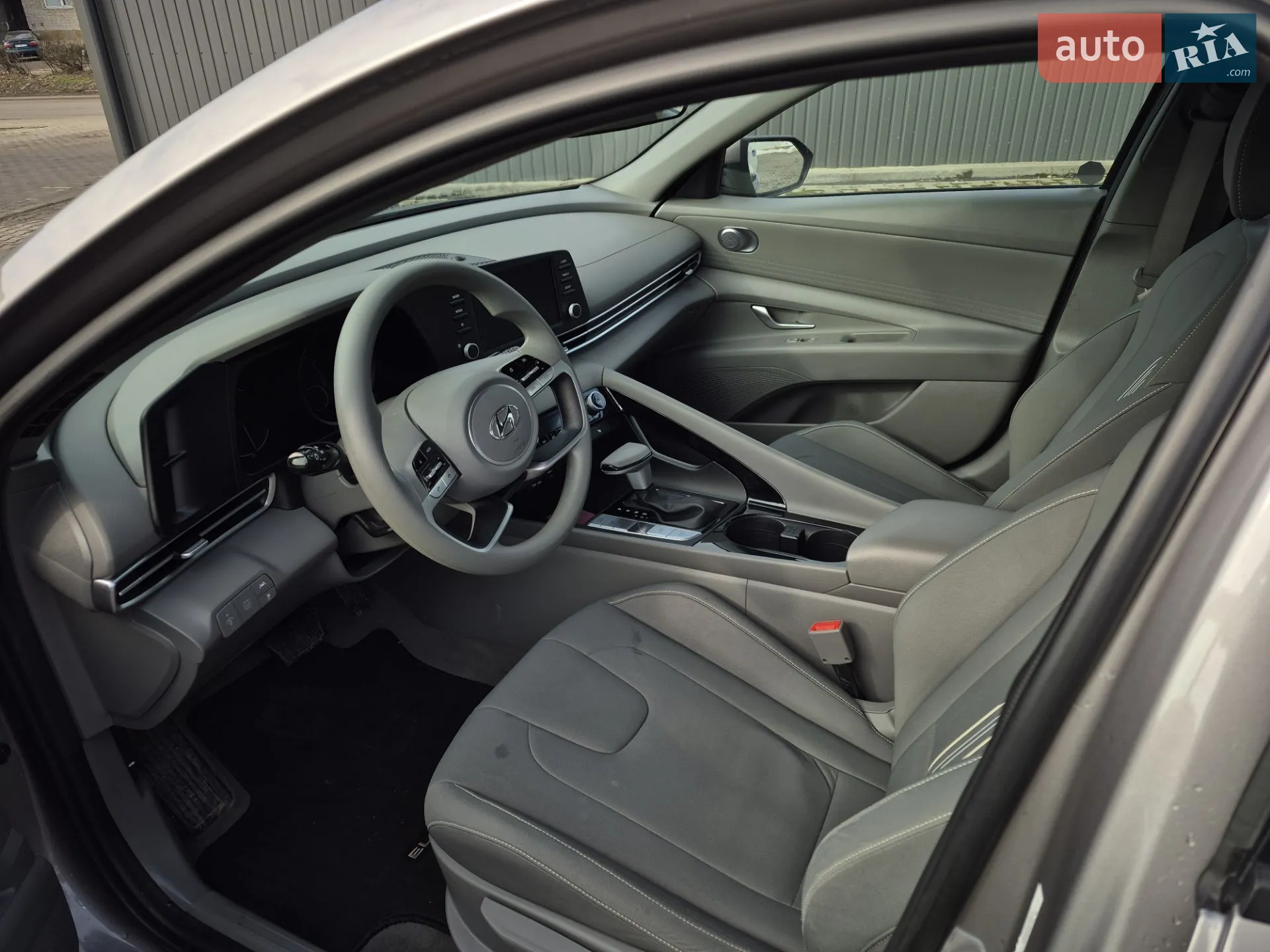 2023 Hyundai Elantra - мініатюра 31