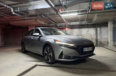 Седан Hyundai Elantra 2021 в Киеве