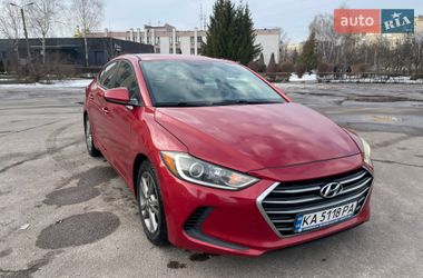 Седан Hyundai Elantra 2016 в Киеве