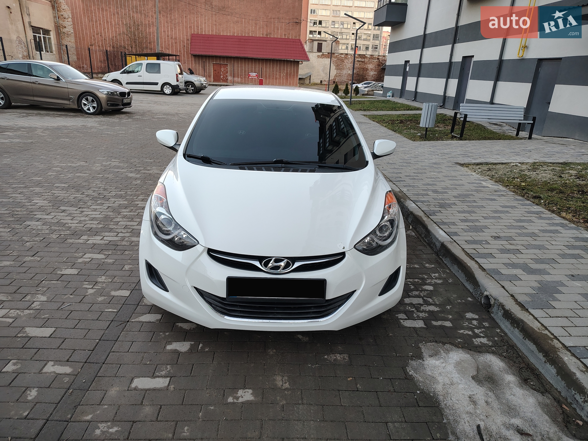 2013 Hyundai Elantra - мініатюра 5