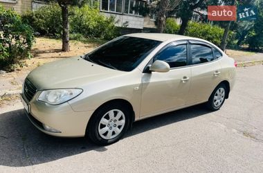Седан Hyundai Elantra 2008 в Дніпрі