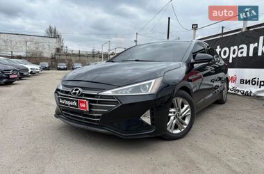 Седан Hyundai Elantra 2019 в Запорожье