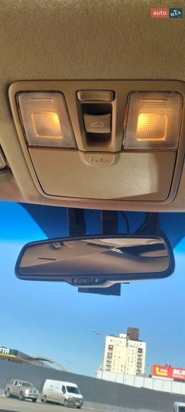 Седан Hyundai Elantra 2012 в Киеве