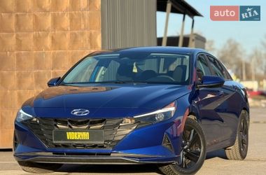 Седан Hyundai Elantra 2023 в Києві