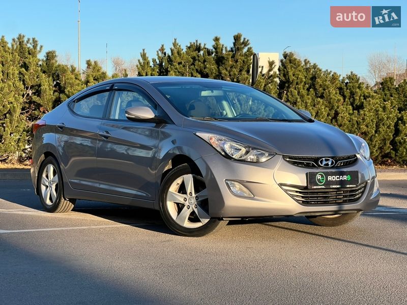 Hyundai Elantra 2013