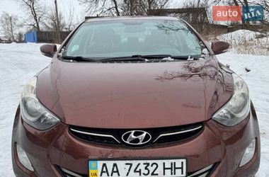 Седан Hyundai Elantra 2012 в Києві