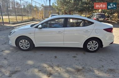 Седан Hyundai Elantra 2020 в Киеве
