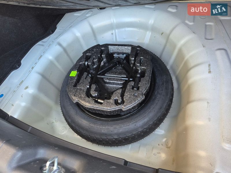 Седан Hyundai Elantra 2020 в Киеве