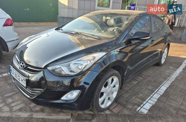 Седан Hyundai Elantra 2012 в Софіївській Борщагівці