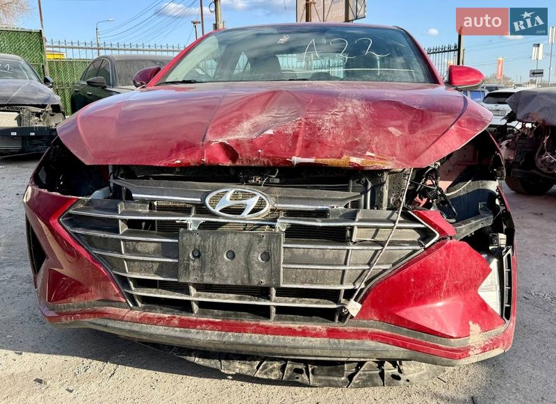 Hyundai Elantra 2019