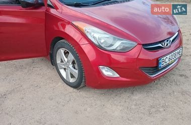 Хэтчбек Hyundai Elantra 2013 в Кельменцах