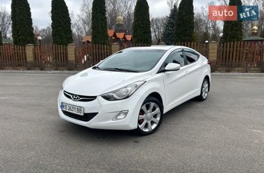 Седан Hyundai Elantra 2012 в Днепре